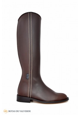 Brown English boot