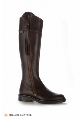 High equestrian boot