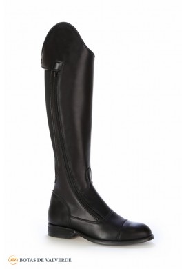 Riding boot