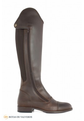 Riding boot